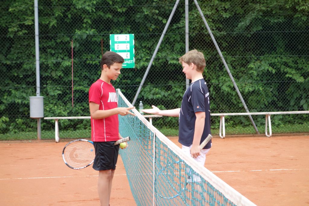 2014-07-10 Tennis Auslosung Kinder