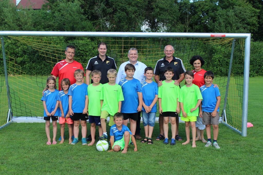 2016 07 01 Spendenübergabe TSV Schambeck